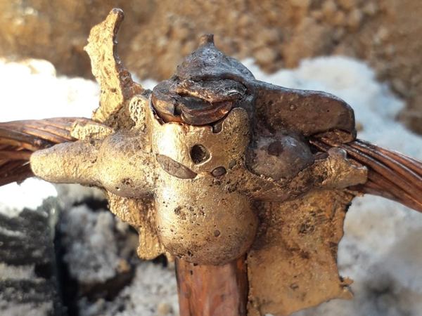 Earthing rod connection