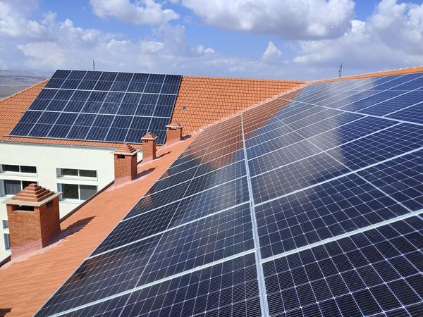 Hybrid PV and battery, UNICEF Public Schools Programme