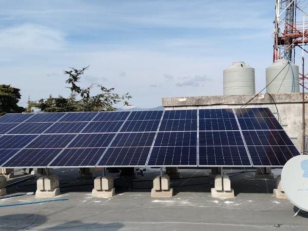 Ballasted rooftop array